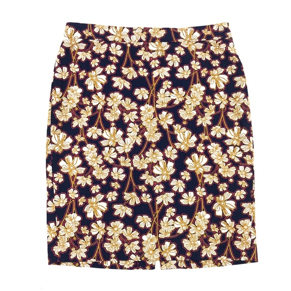 J. Crew Dresses & Skirts - NWOT J. Crew floral pencil skirt 6